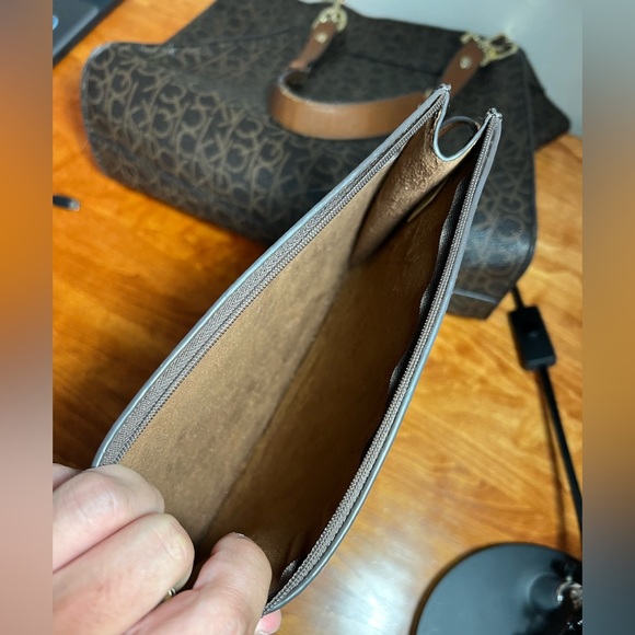 Calvin Klein Large Brown Tote - Picture 3 of 13